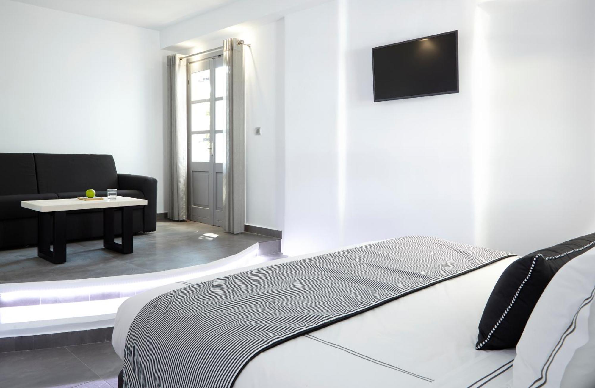Kalisti Hotel & Suites Fira  Ngoại thất bức ảnh