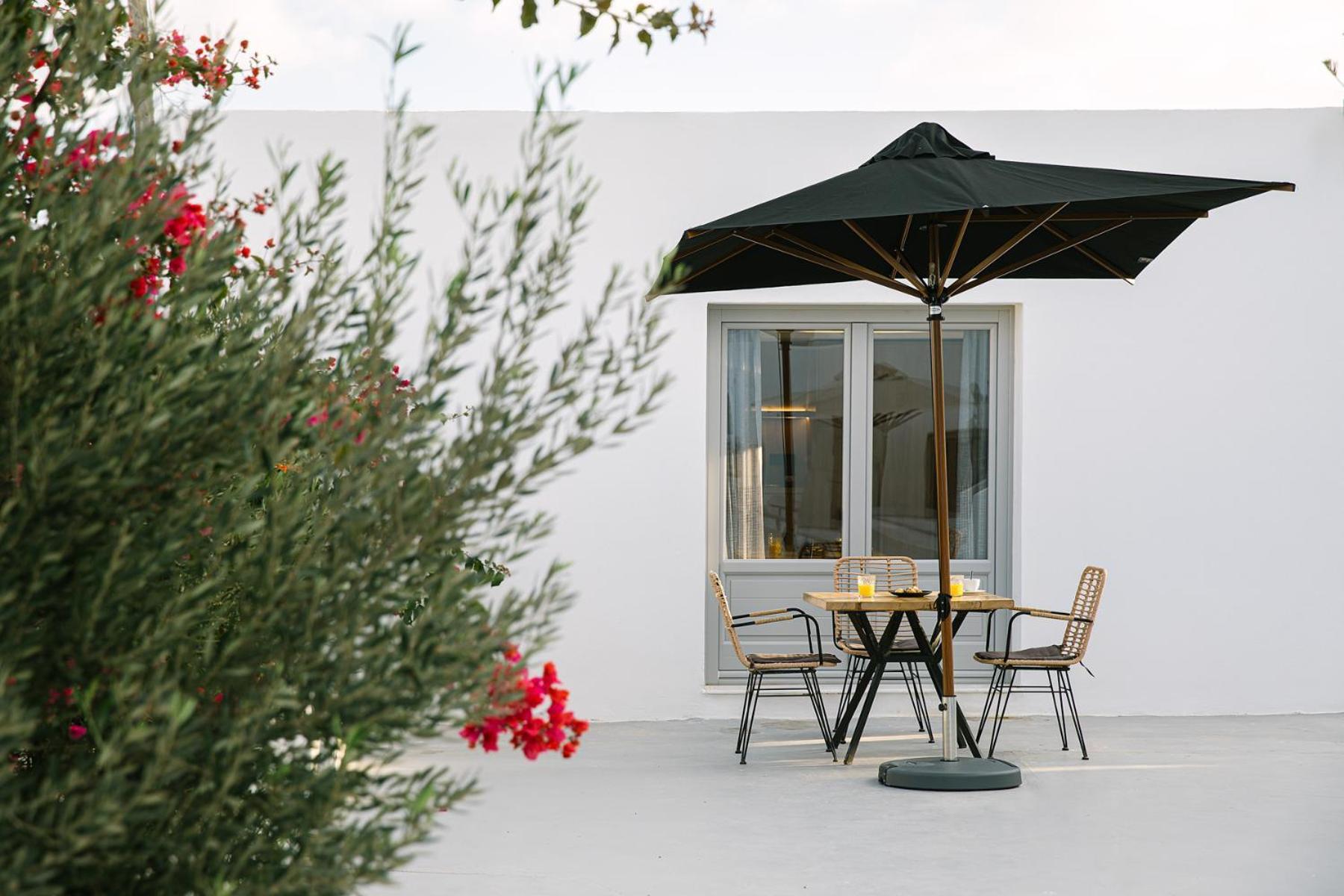 Kalisti Hotel & Suites Fira  Ngoại thất bức ảnh